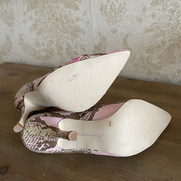BCBGeneration snake print heels - Picture 7 of 9
